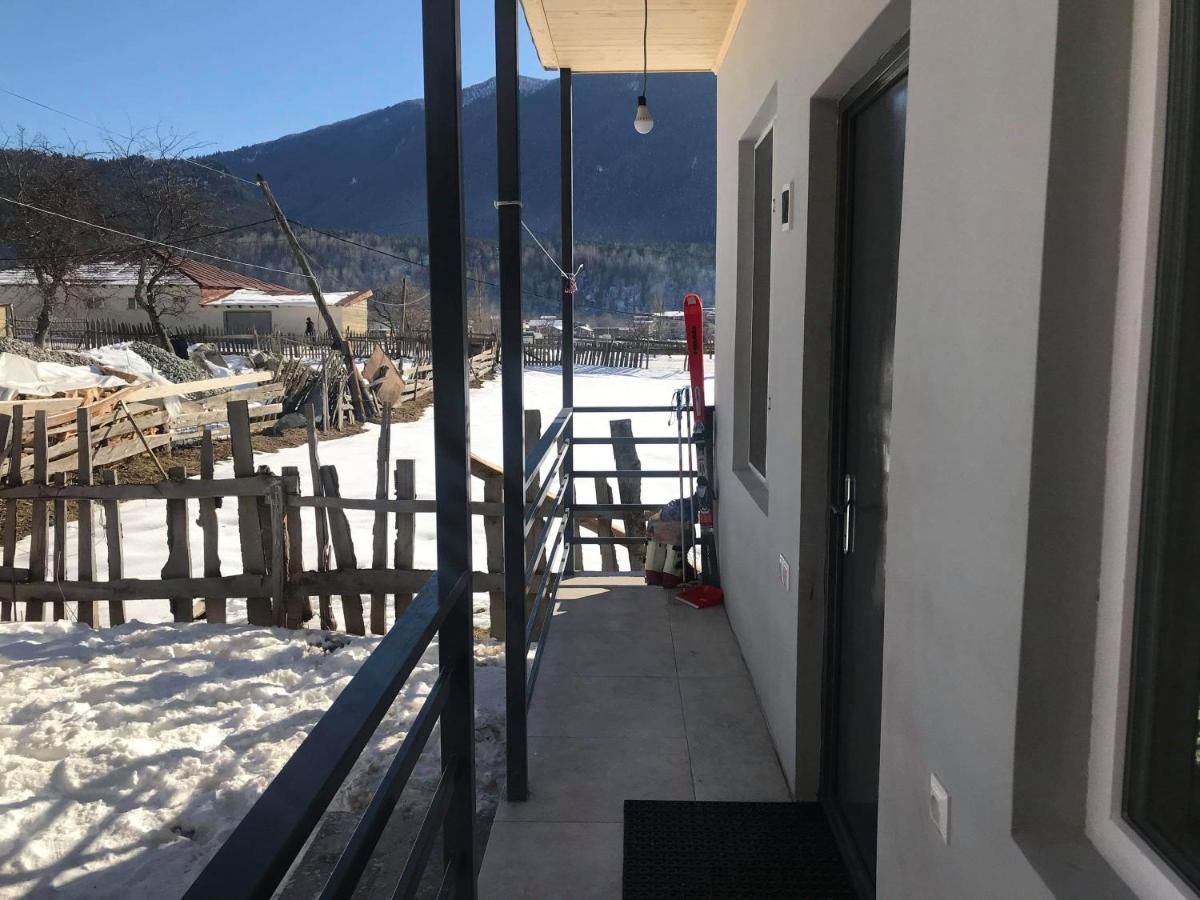 Дома для отпуска Nugzar Holiday Home Местиа